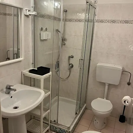 Sosta Paradisa Apartment *